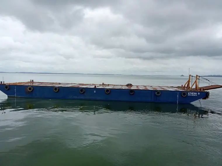 Athena 9, cargo barge