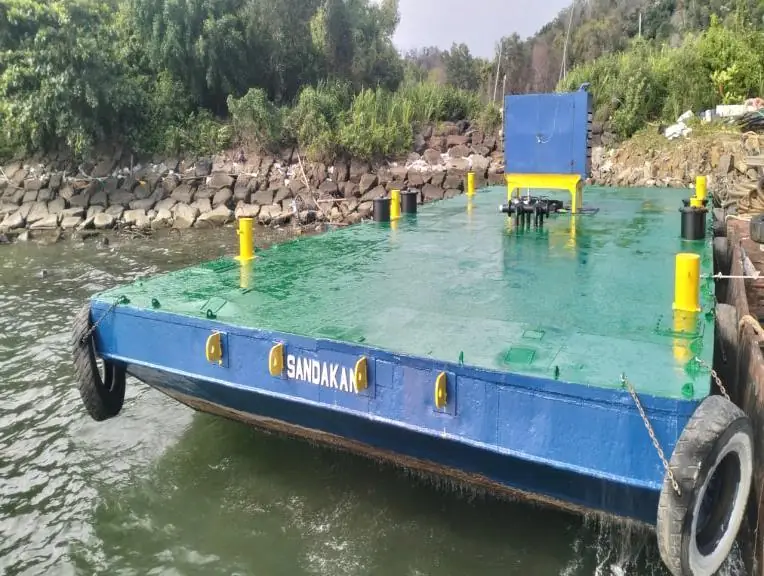 Best Target 168, cargo barge