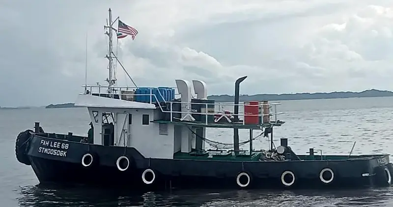 Fah Lee No. 68, tug boat