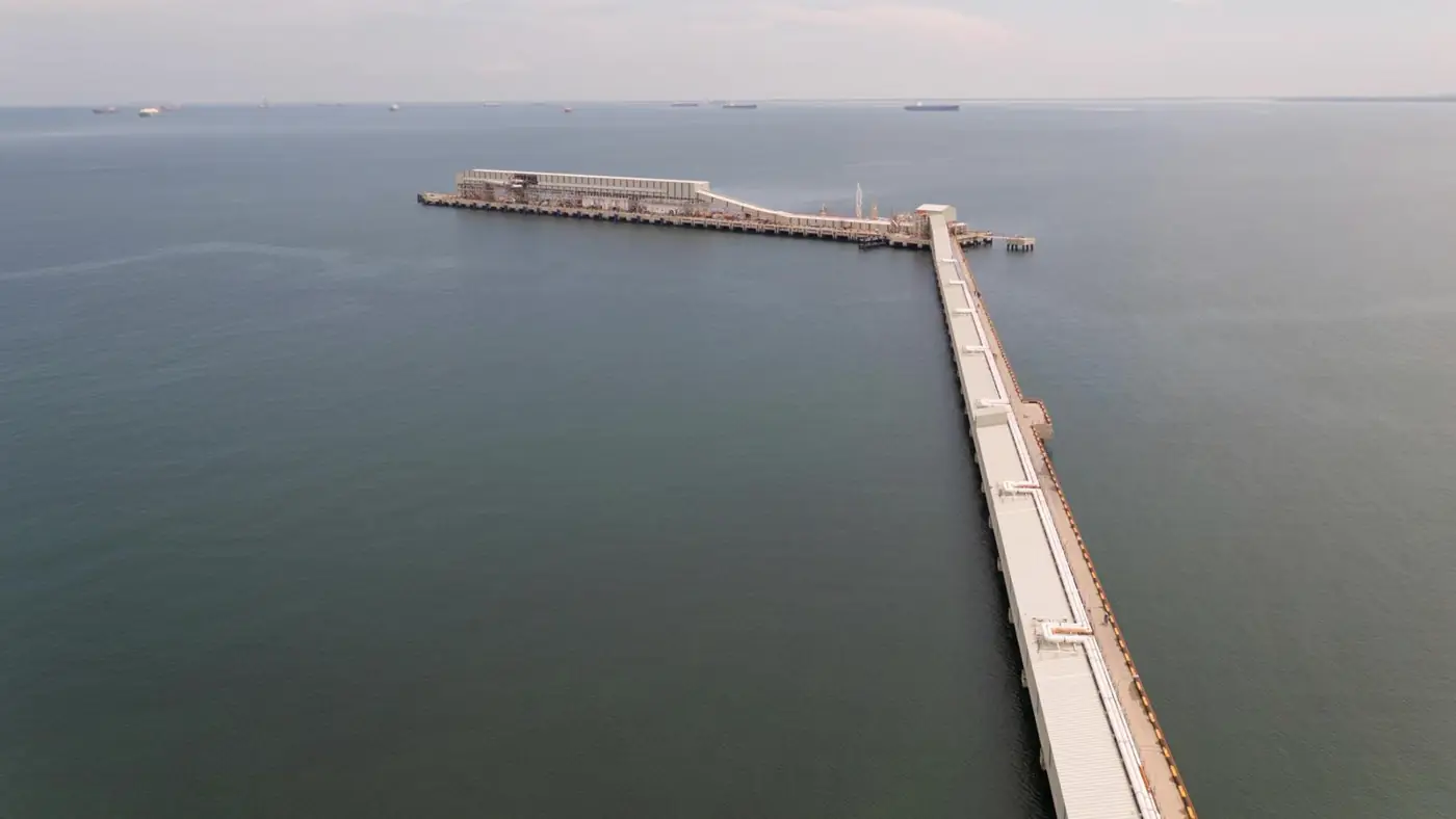 Offshore ZLNG plant terminal extension